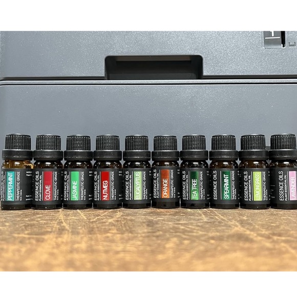 Pure Daily Care Aromatherapy Diffuser & Essential Oil Set - Picture 2 of 2